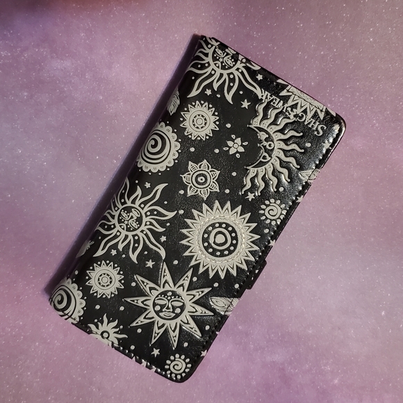 SOLD------Boho Suns Wallet - Black Vegan Leather NWT - Shagwear Bohemian Hippie - Picture 2 of 6